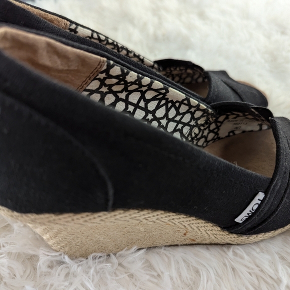 Wedge shoes - Picture 2 of 3